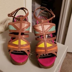 Jessica Simpson Wedges